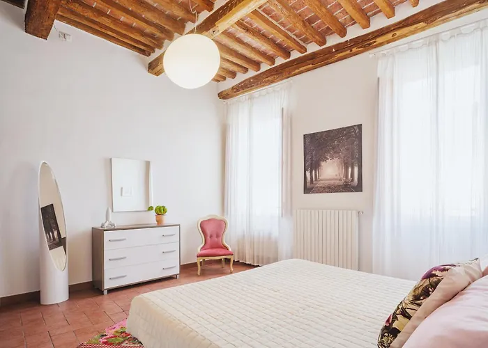 Michael'S Home - Cozy Apartment In The Heart Of Lucca